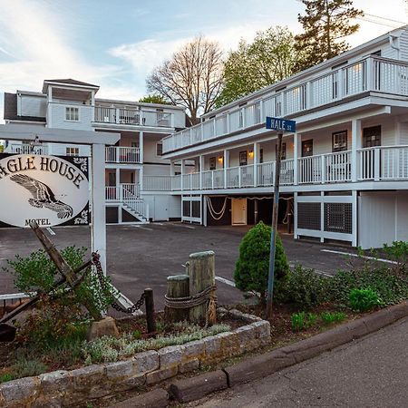Eagle House Motel ロックポート エクステリア 写真