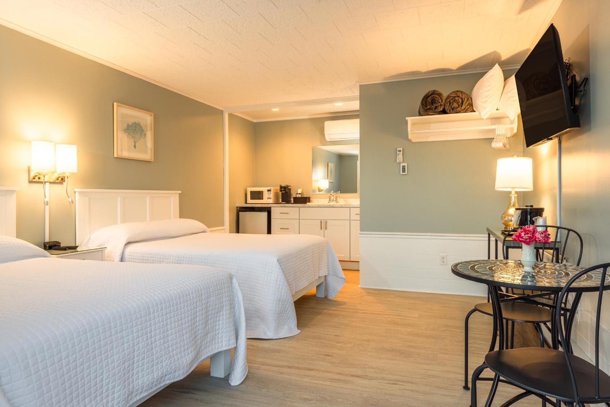 Eagle House Motel ロックポート エクステリア 写真