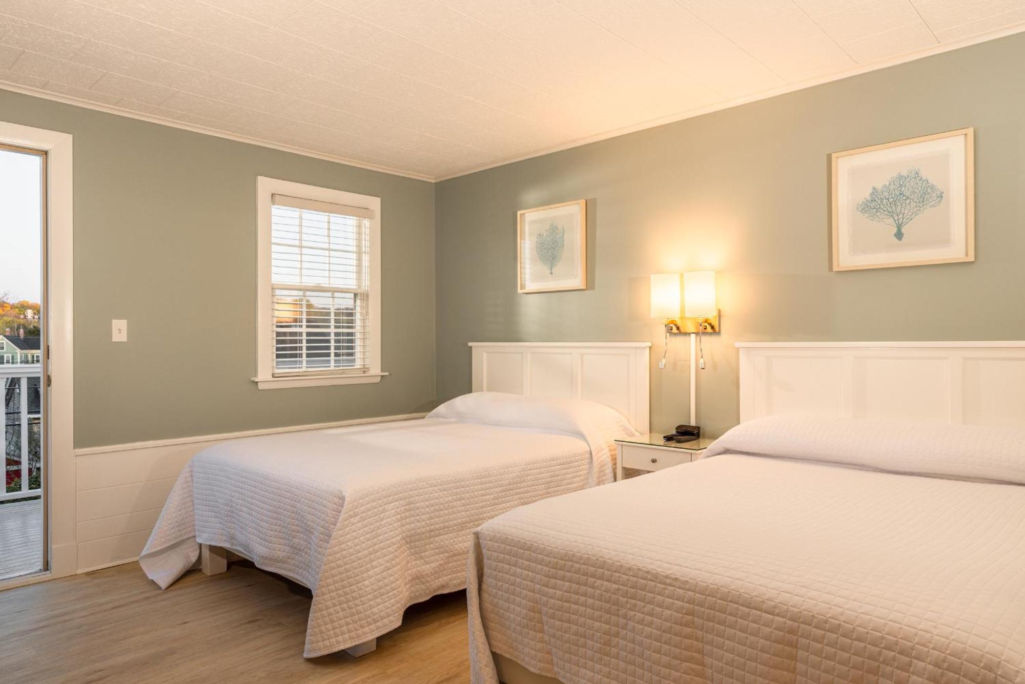 Eagle House Motel ロックポート エクステリア 写真